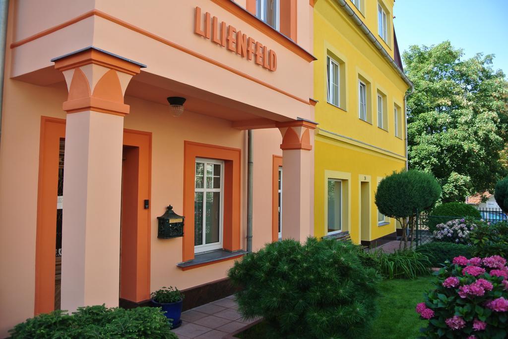 Penzion Valkoun-Lilienfeld KLV Exterior foto