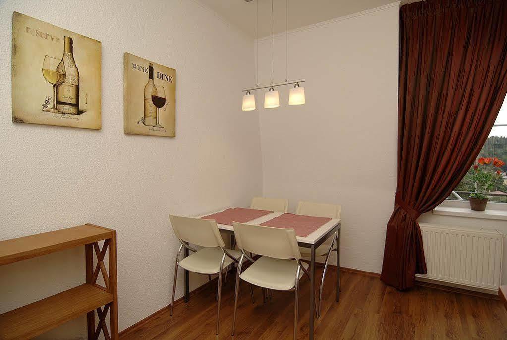 Penzion Valkoun-Lilienfeld KLV Exterior foto